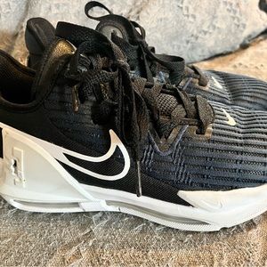 Nike Basketball shoes